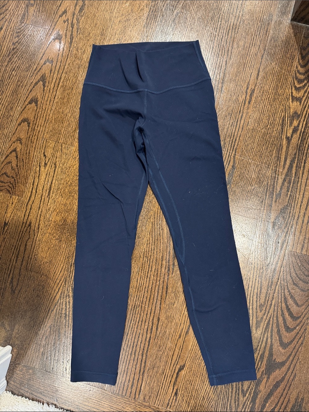 Lululemon women’s 4 navy blue high waist Performance Leggings